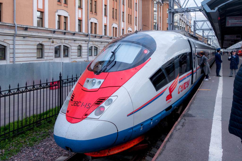 Sapsan-Zug in Sankt Petersburg