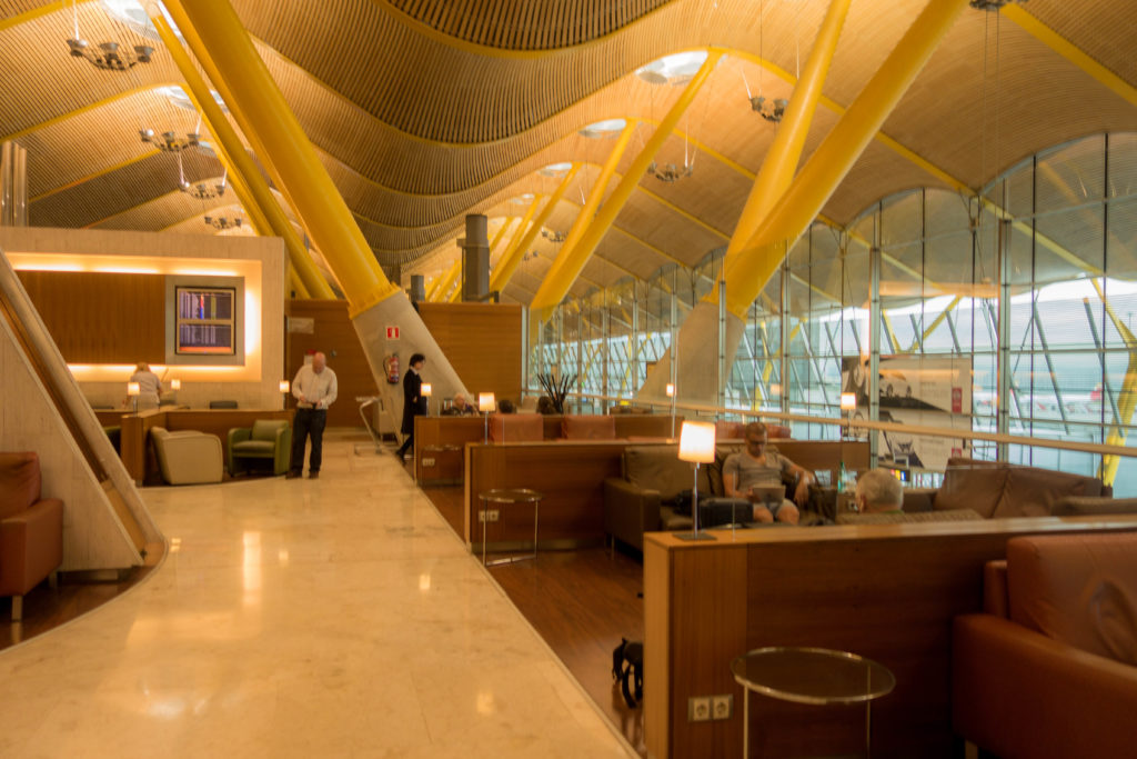 Iberia Dalí Lounge Madrid-Barajas